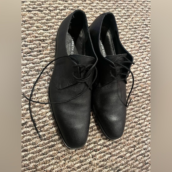 Kenneth Cole Leather shoes - Picture 1 of 4